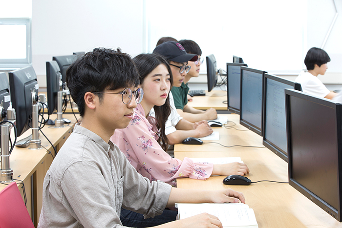 컴퓨터 소프트웨어 공학과 (Dept. of Computer Software Engineering)