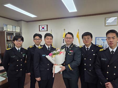 훈육관 전역