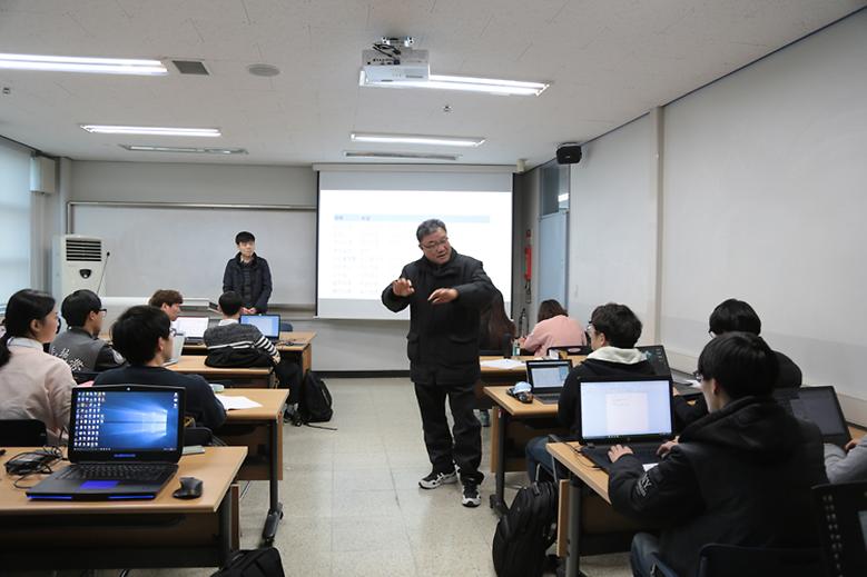  우리 대학, 프로젝트 수업 '산업체 중심 교육' 호응 